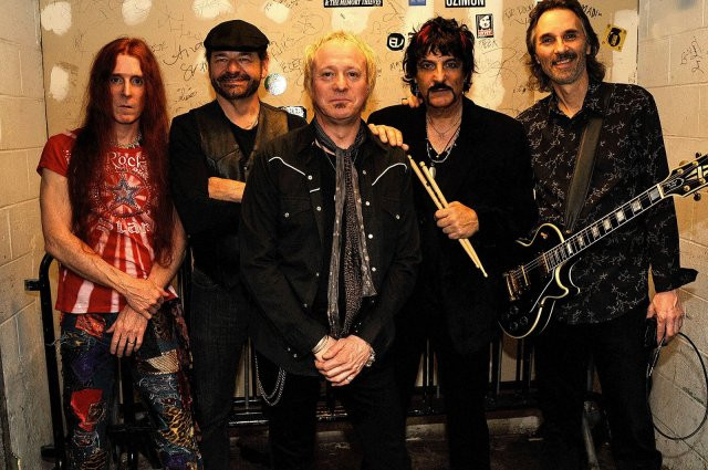 Cactus avec Jimmy Kunes au chant (2023)