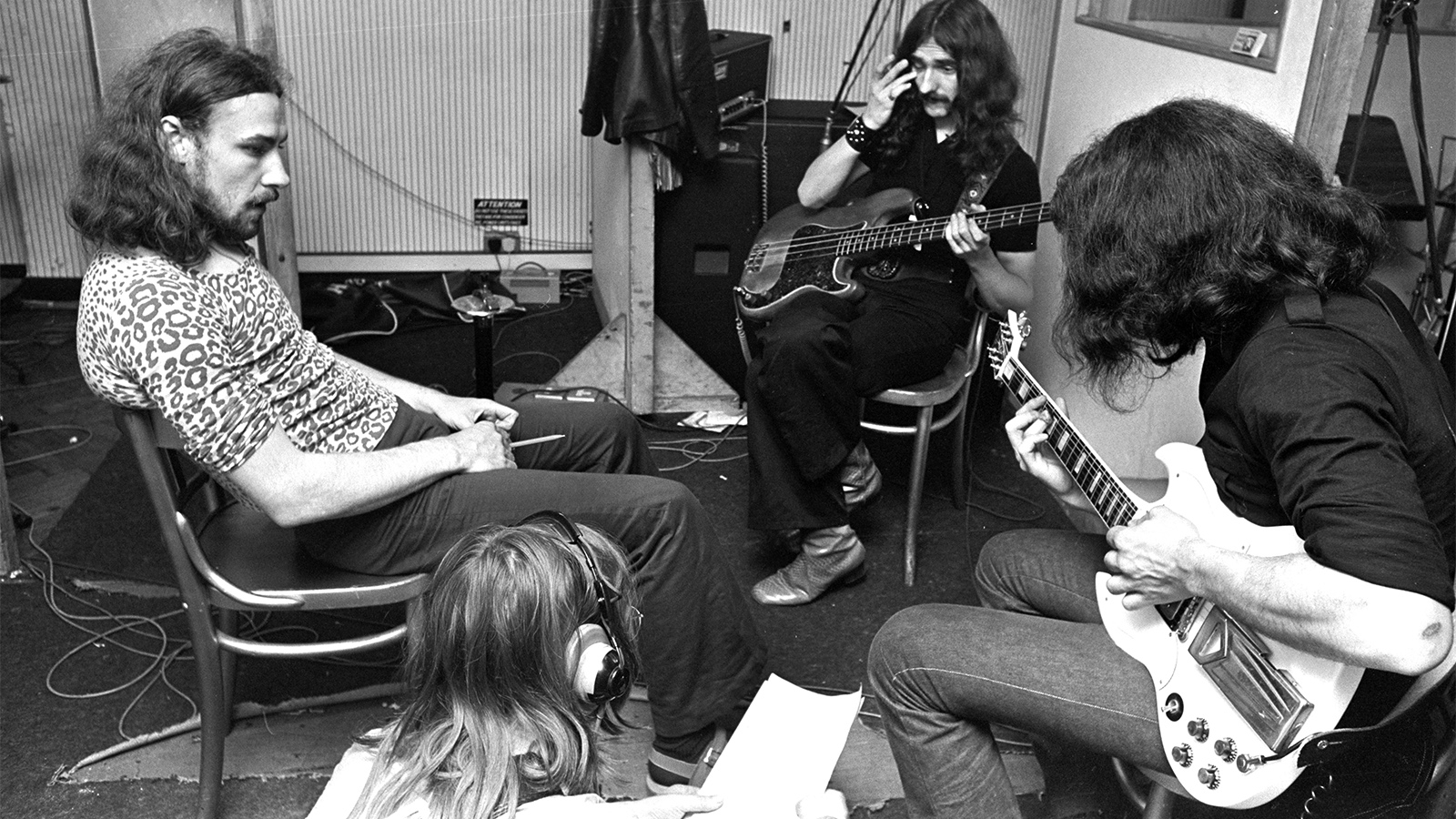 Black Sabbath en pleine répétition studio.